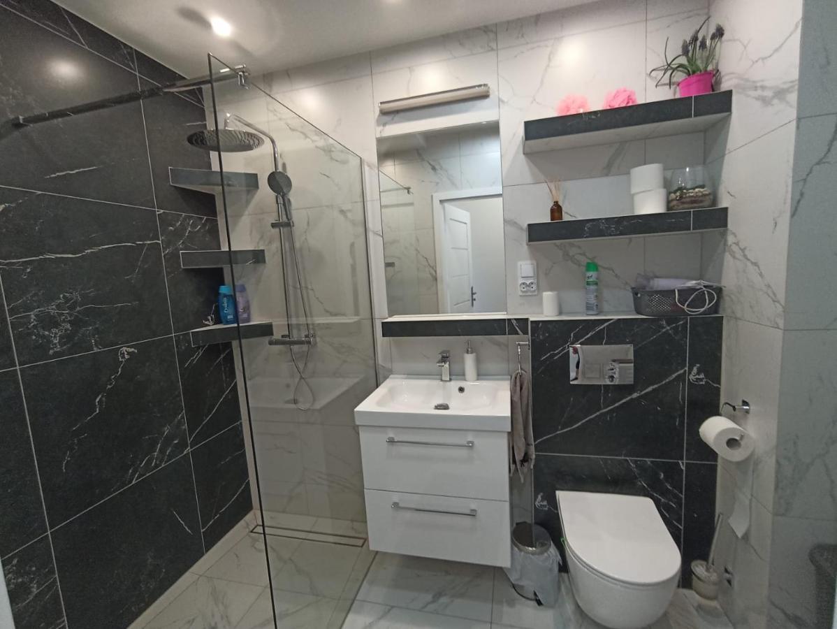 Apartment Barska 69 *